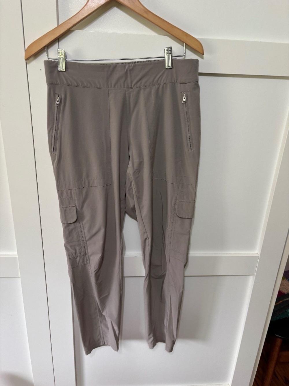 Athleta cargo track pants - nearly vintage!